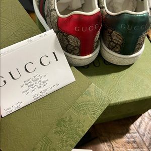 Gucci for kid size 23
